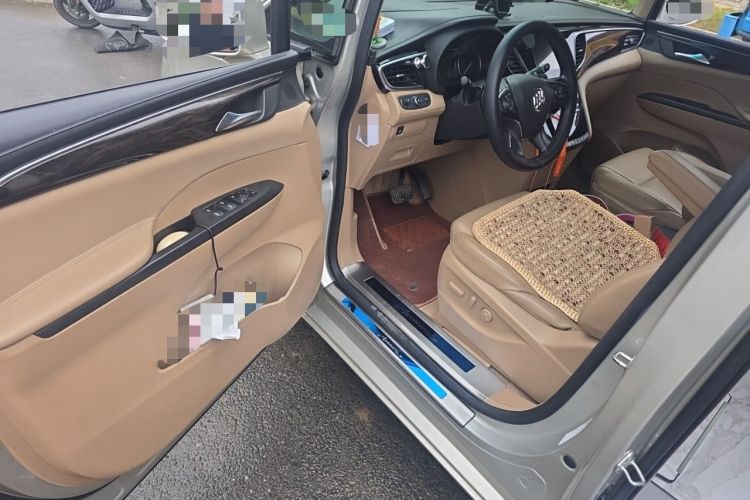 Used Buick GL8 2018 ES 28T Luxury Model China VI Standard Driver Seat