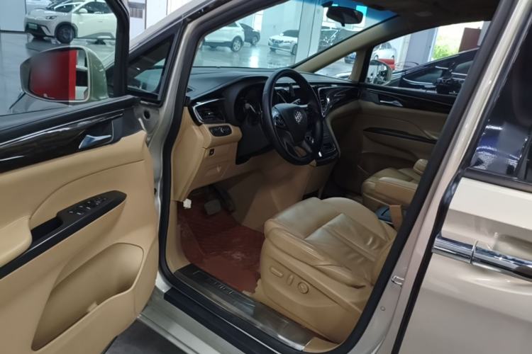 Used Buick GL8 2018 ES 28T Premium Model China VI Standard Driver Seat