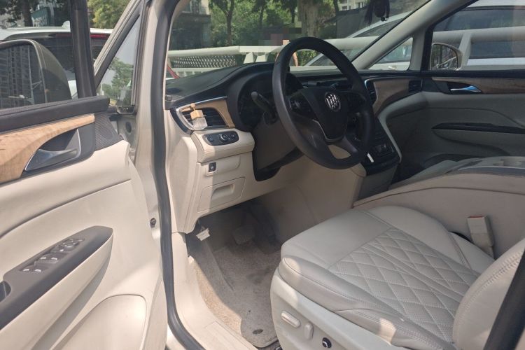 Used Buick GL8 2018 ES 28T Comfort Model China VI Standard Driver Seat