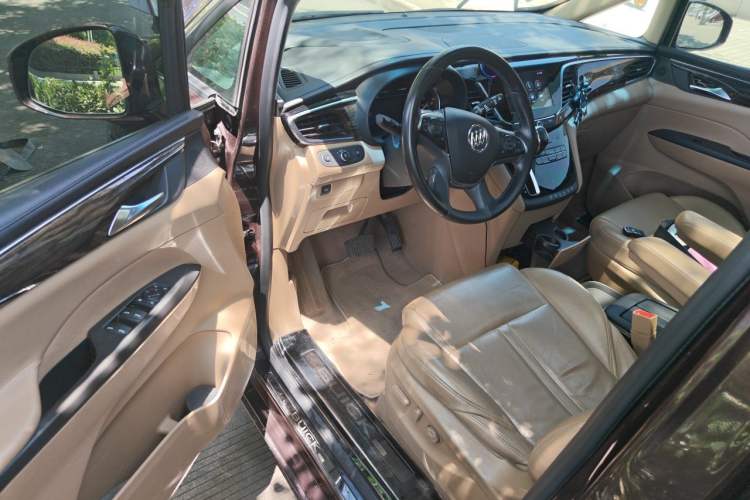 Used Buick GL8 2018 ES 28T Luxury Model China VI Standard Driver Seat