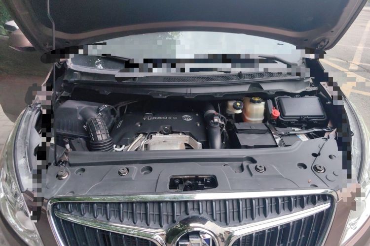 Used Buick GL8 2018 28T Comfort Model China VI Standard Engine Bay