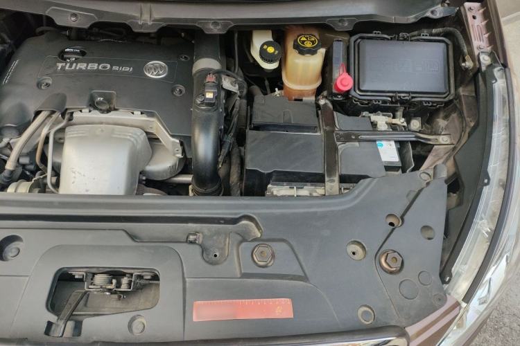 Used Buick GL8 2018 28T Prestige Version China VI Standard Engine Bay Left