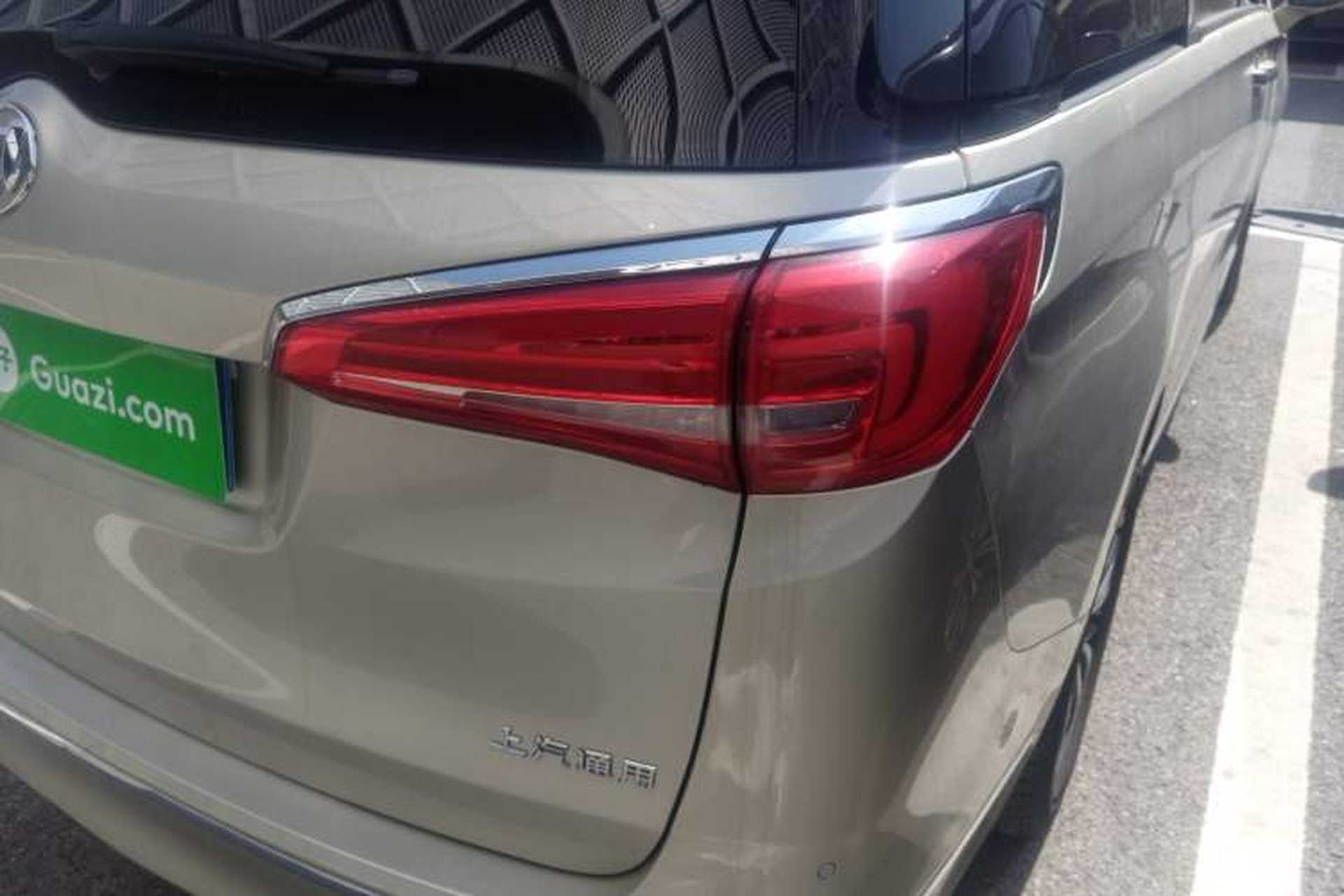 Used Buick GL8 2018 ES 28T Flagship Model China VI Standard Exterior 3