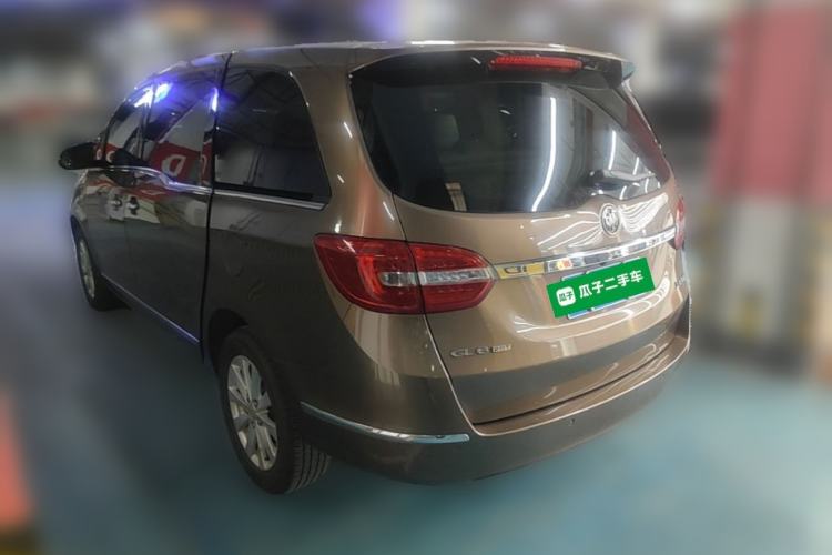 Used Buick GL8 2018 28T Luxury Model China VI Standard Exterior 3