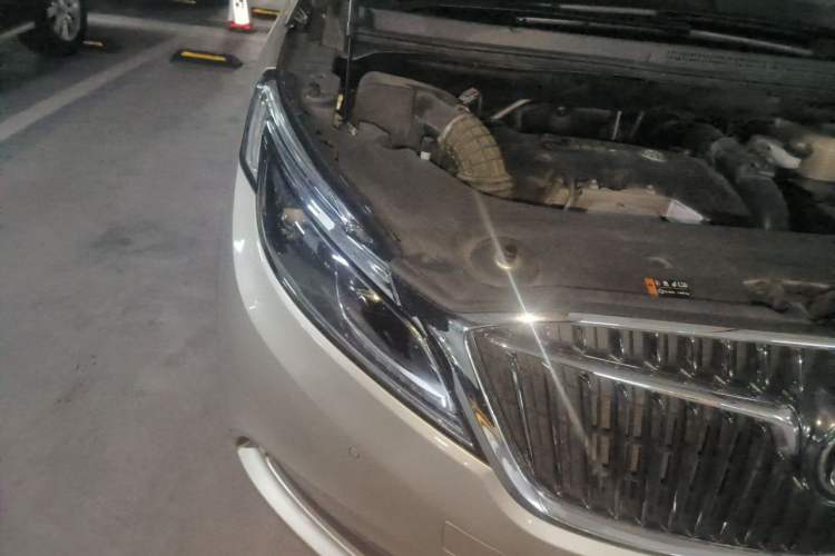Used Buick GL8 2018 ES 28T Flagship Model China VI Standard Exterior 6
