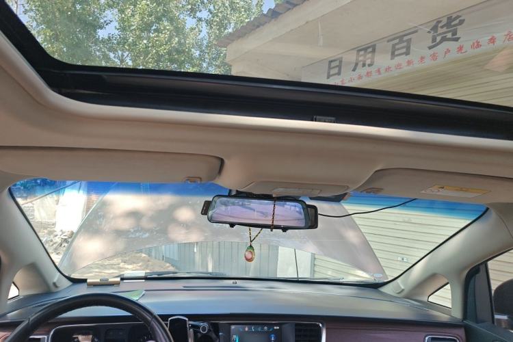 Used Buick GL8 2018 28T Luxury Model China VI Standard Headliner