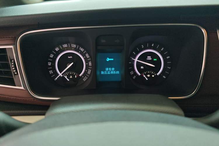 Used Buick GL8 2018 28T Prestige Version China VI Standard Instrument Cluster