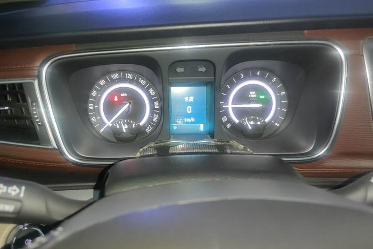 Used Buick GL8 2018 28T Luxury Model China VI Standard Instrument Cluster