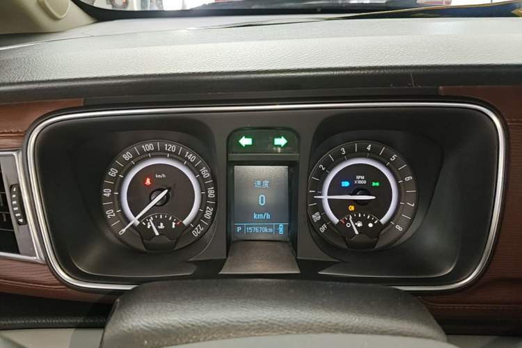 Used Buick GL8 2018 28T Luxury Model China VI Standard Instrument Cluster