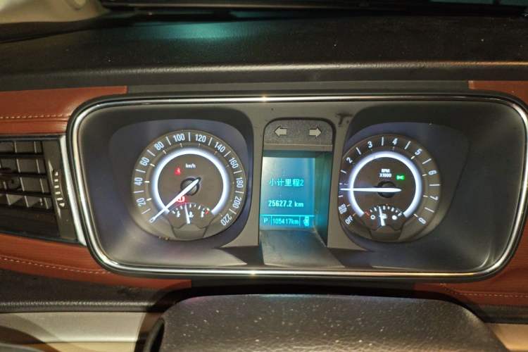 Used Buick GL8 2018 28T Luxury Model China VI Standard Instrument Cluster