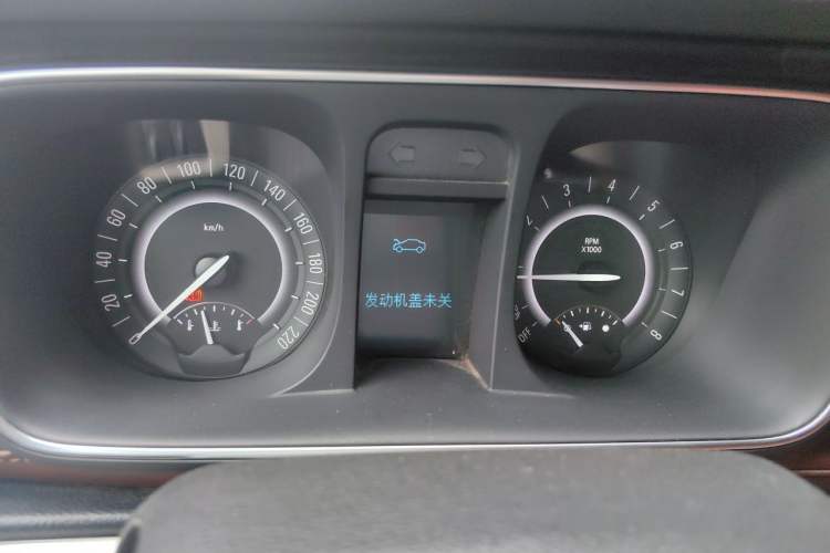 Used Buick GL8 2018 28T Comfort Model China VI Standard Instrument Cluster