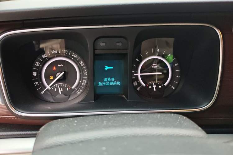 Used Buick GL8 2018 28T Luxury Model China VI Standard Instrument Cluster