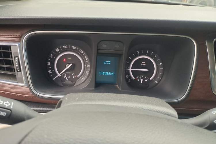 Used Buick GL8 2018 28T Comfort Model China VI Standard Instrument Cluster