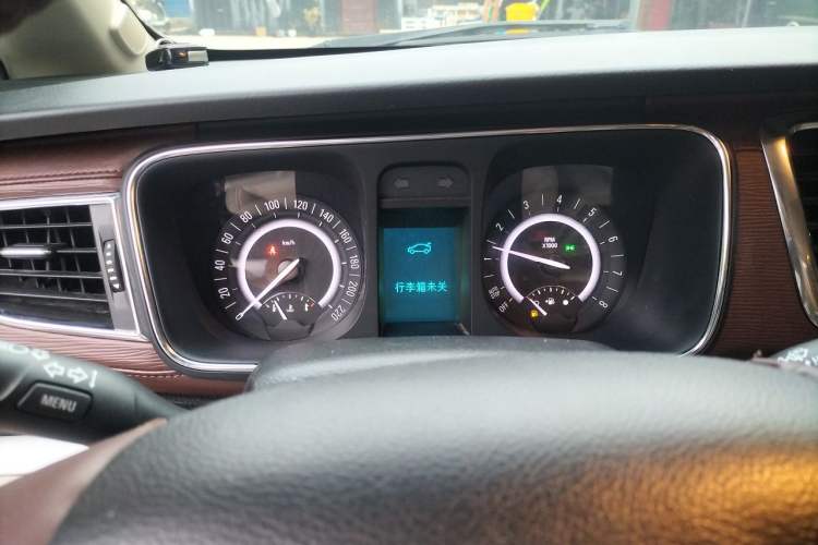 Used Buick GL8 2018 28T Prestige Version China VI Standard Instrument Cluster
