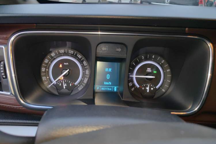 Used Buick GL8 2018 28T Luxury Model China VI Standard Instrument Cluster