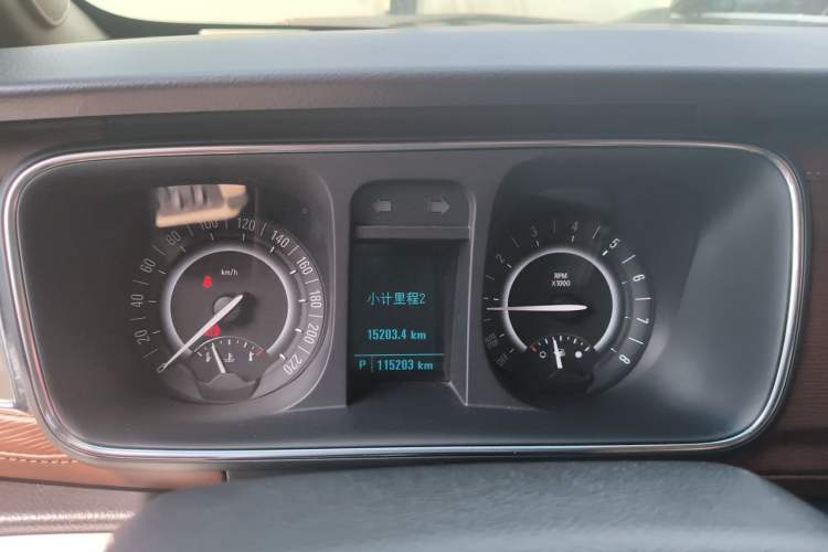 Used Buick GL8 2018 28T Luxury Model China VI Standard Instrument Cluster