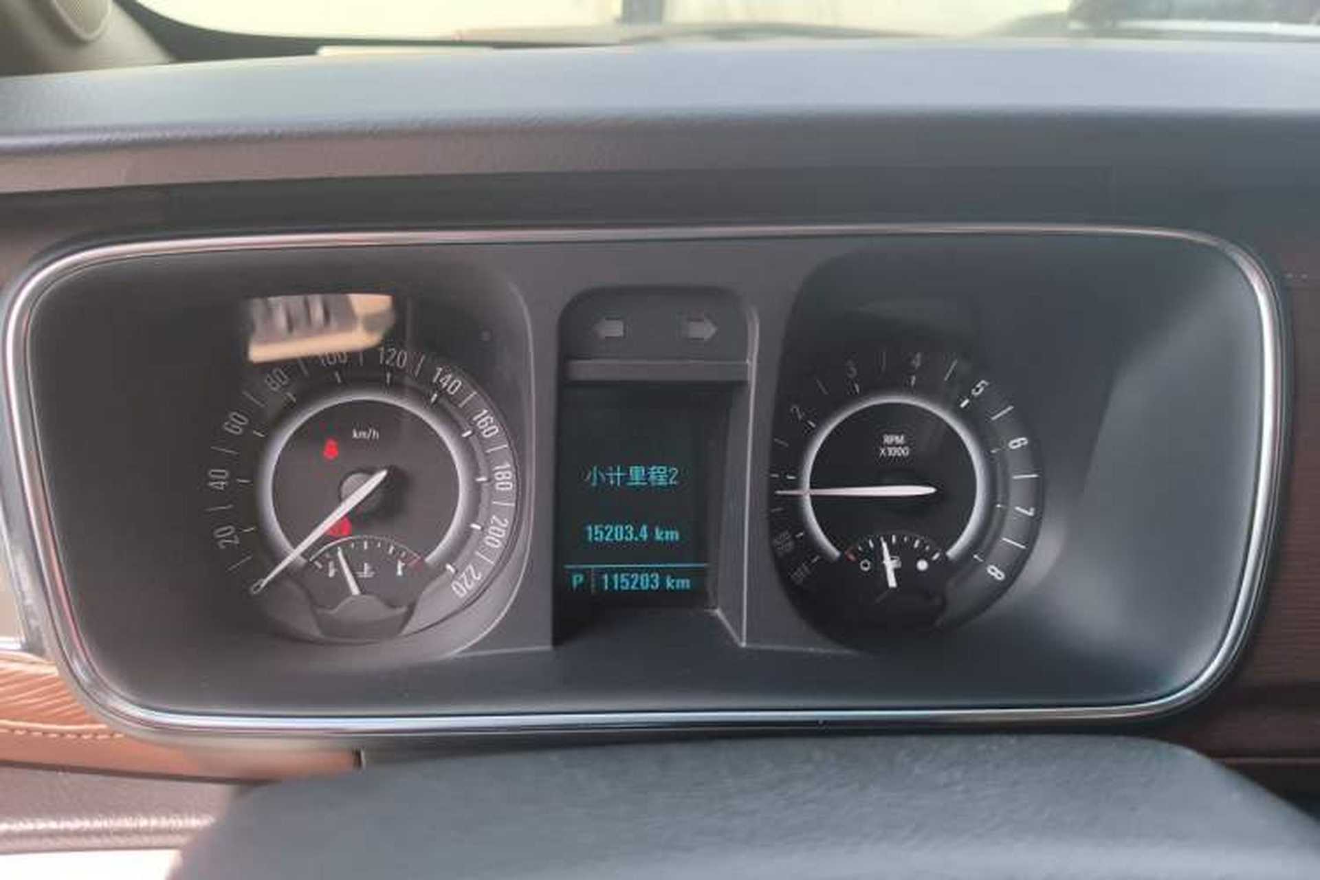 Used Buick GL8 2018 28T Luxury Model China VI Standard Instrument Cluster