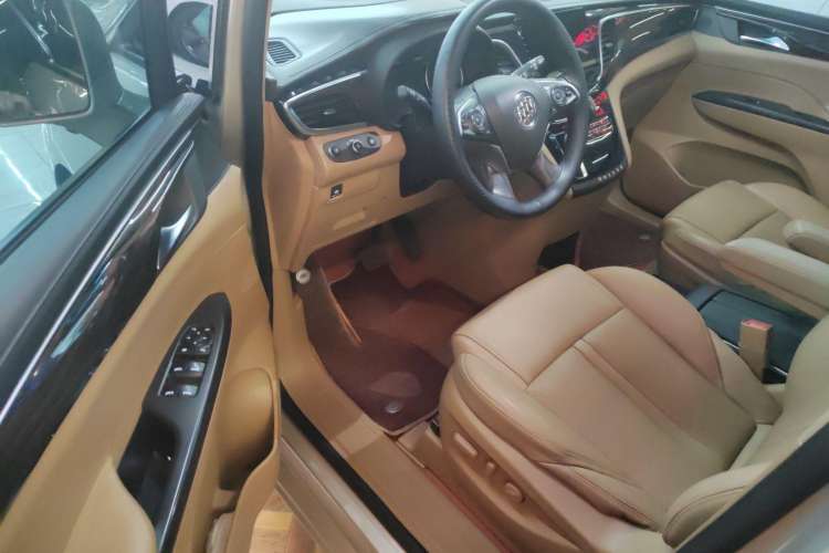 Used Buick GL8 2018 ES 28T Luxury Model China VI Standard Interior 2