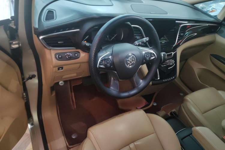 Used Buick GL8 2018 ES 28T Luxury Model China VI Standard Interior 3