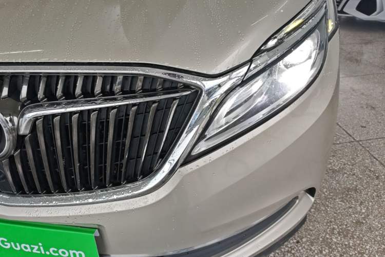 Used Buick GL8 2018 ES 28T Comfort Model China VI Standard Left Front Headlight