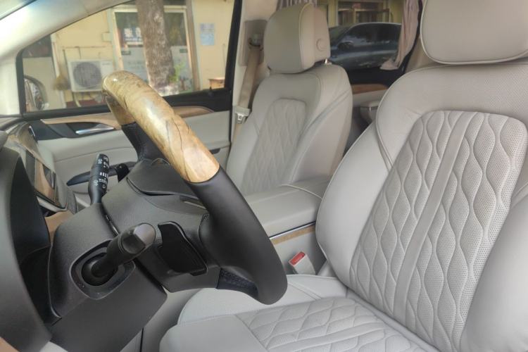 Used Buick GL8 2018 ES 28T Comfort Model China VI Standard Left Front Seat