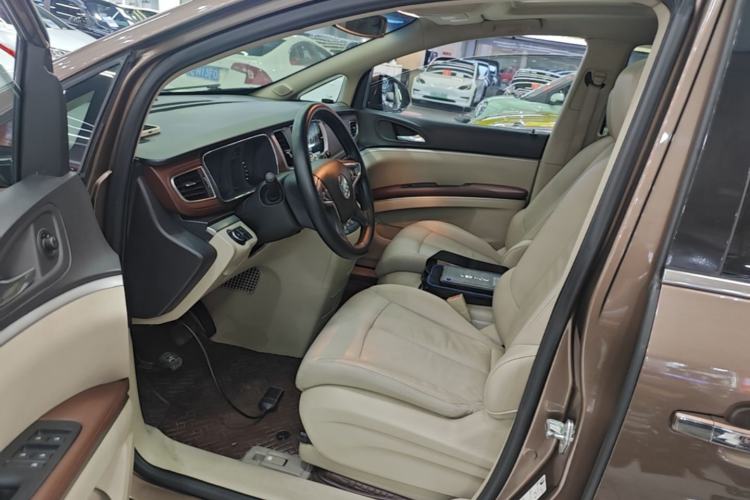 Used Buick GL8 2018 28T Luxury Model China VI Standard Left Front Seat