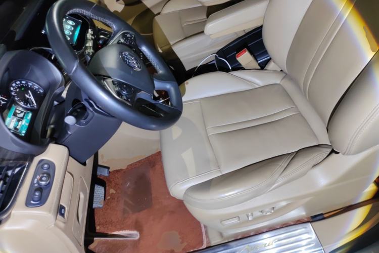 Used Buick GL8 2018 ES 28T Luxury Model China VI Standard Left Front Seat