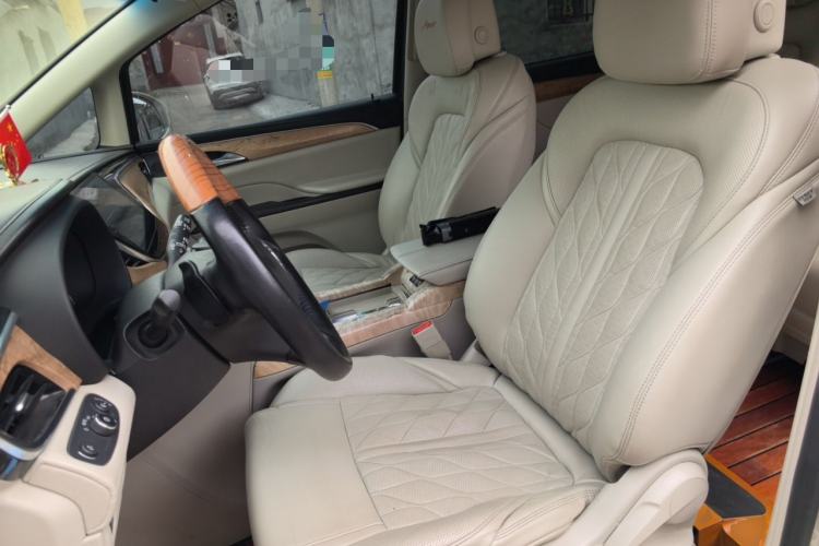 Used Buick GL8 2018 ES 28T Comfort Model China VI Standard Left Front Seat