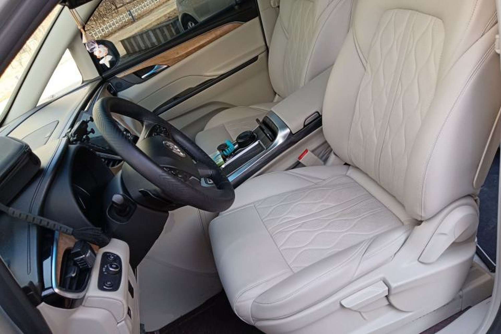 Used Buick GL8 2018 ES 28T Comfort Model China VI Standard Left Front Seat