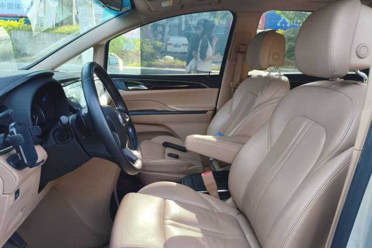 Used Buick GL8 2018 ES 28T Premium Model China VI Standard Left Front Seat