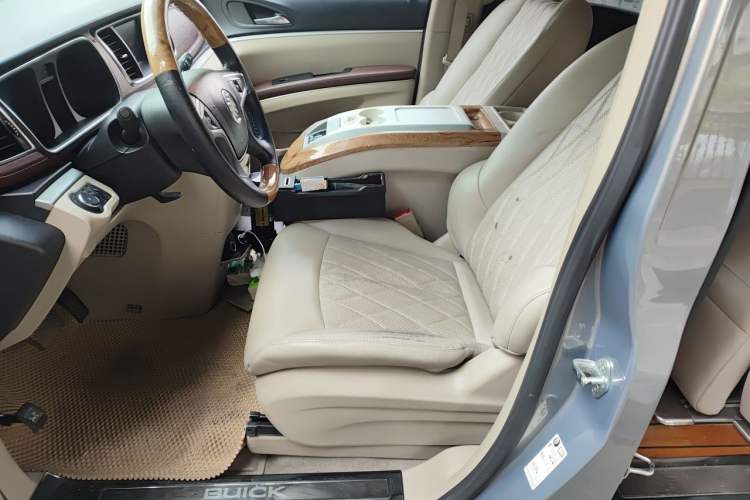 Used Buick GL8 2018 28T Comfort Model China VI Standard Left Front Seat
