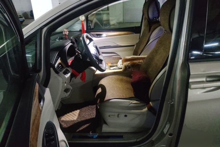 Used Buick GL8 2018 ES 28T Comfort Model China VI Standard Left Front Seat
