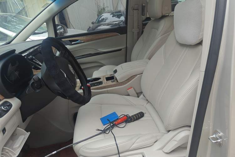Used Buick GL8 2018 ES 28T Comfort Model China VI Standard Left Front Seat