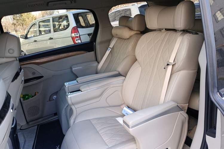 Used Buick GL8 2018 ES 28T Comfort Model China VI Standard Left Rear Seat