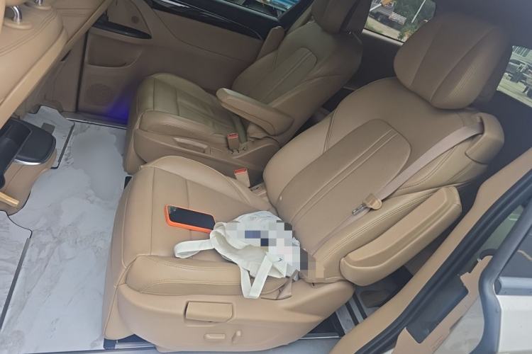 Used Buick GL8 2018 ES 28T Luxury Model China VI Standard Left Rear Seat