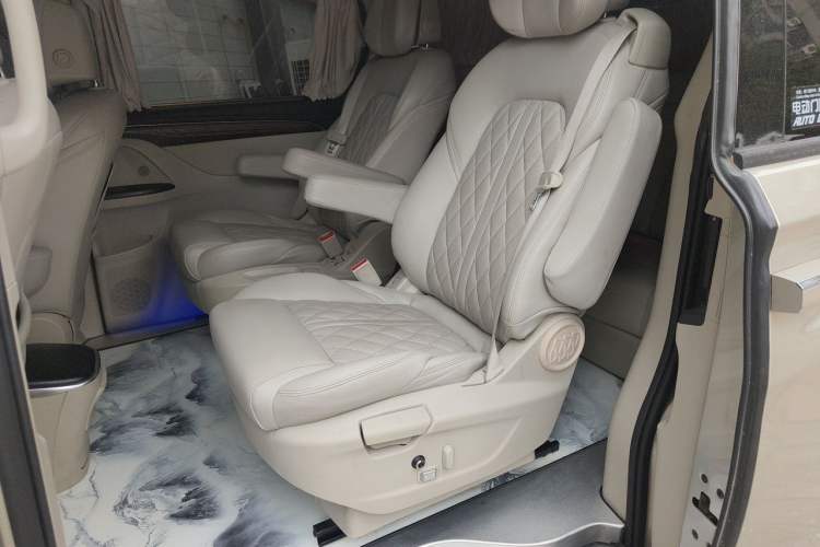 Used Buick GL8 2018 ES 28T Comfort Model China VI Standard Left Rear Seat