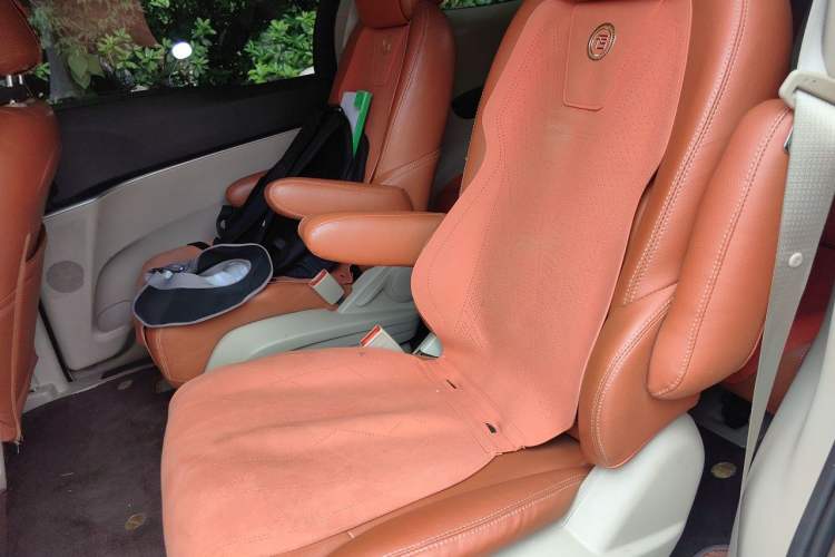 Used Buick GL8 2018 28T Comfort Model China VI Standard Left Rear Seat
