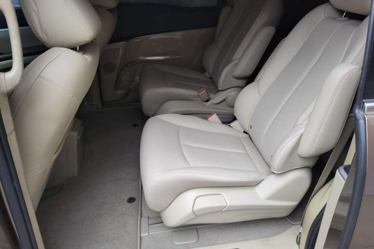 Used Buick GL8 2018 28T Prestige Version China VI Standard Left Rear Seat