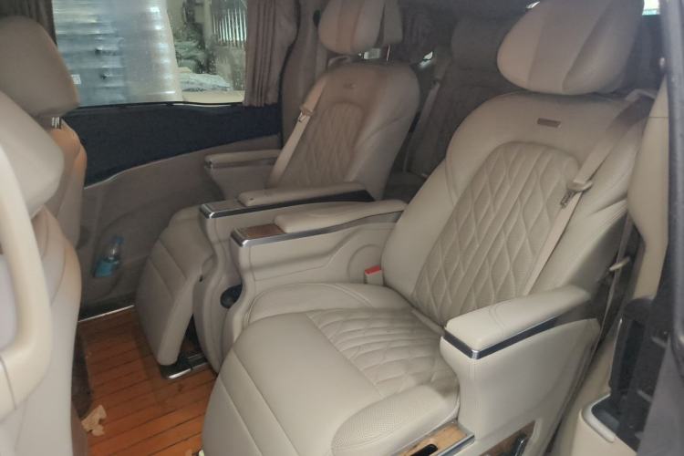Used Buick GL8 2018 28T Luxury Model China VI Standard Left Rear Seat