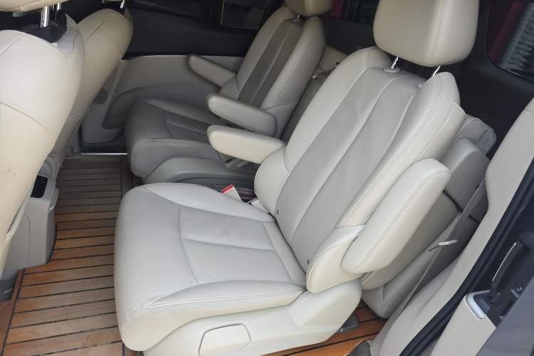 Used Buick GL8 2018 28T Luxury Model China VI Standard Left Rear Seat