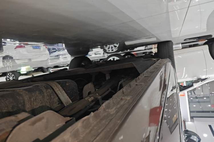 Used Buick GL8 2018 28T Luxury Model China VI Standard Left Side Sill