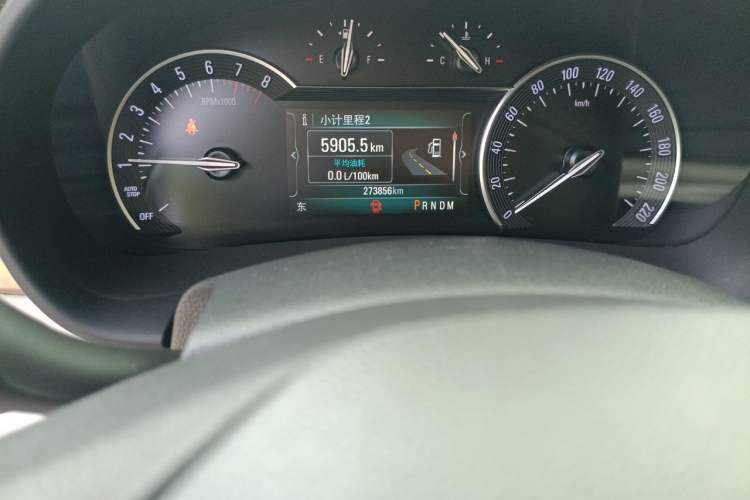 Used Buick GL8 2018 ES 28T Comfort Model China VI Standard Odometer Close Up