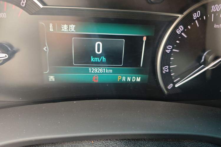 Used Buick GL8 2018 ES 28T Comfort Model China VI Standard Odometer Close Up