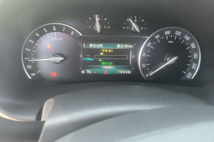 Used Buick GL8 2018 ES 28T Premium Model China VI Standard Odometer Close Up