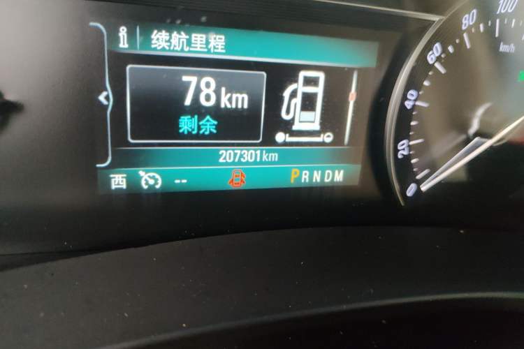 Used Buick GL8 2018 ES 28T Comfort Model China VI Standard Odometer Close Up