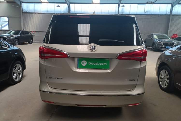 Used Buick GL8 2018 ES 28T Comfort Model China VI Standard Rear