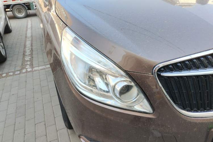 Used Buick GL8 2018 28T Luxury Model China VI Standard Right Front Headlight