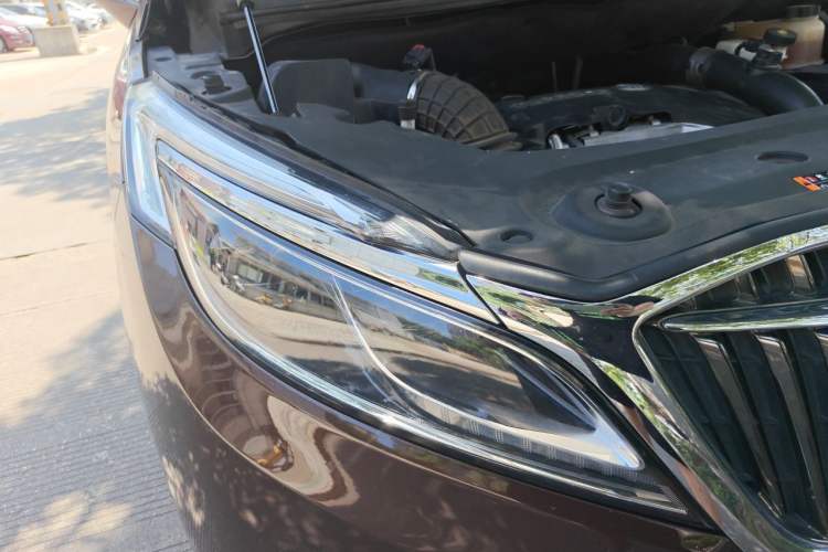 Used Buick GL8 2018 ES 28T Luxury Model China VI Standard Right Front Headlight
