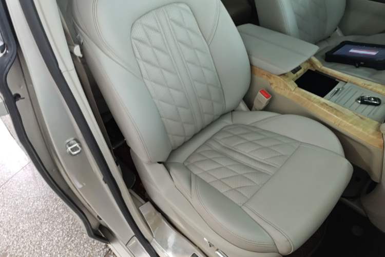 Used Buick GL8 2018 ES 28T Comfort Model China VI Standard Right Front Seat