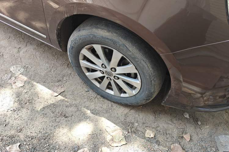 Used Buick GL8 2018 28T Luxury Model China VI Standard Right Front Wheel Hub